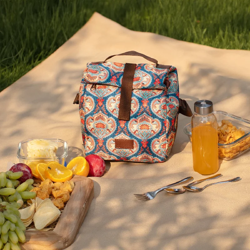 Lunch bags with a magnetic closure for quick and easy accessKovil Blue Roll Up Lunch Bag