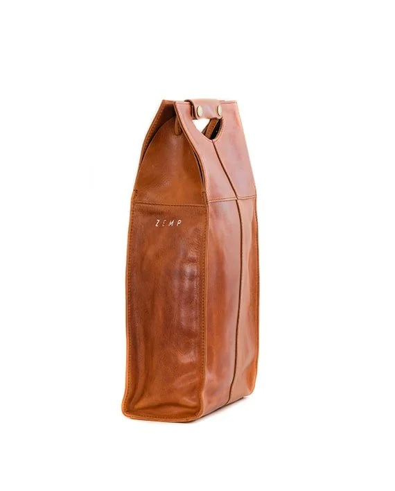 Lunch bags with a removable and washable liner for easy cleaningZemp Pinotage 2 Leather Wine Carrier | Chestnut