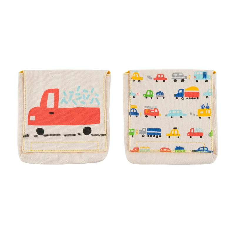 Foldable lunch bags with a compact design for easy storage at homeFluf Snack Packs - Cars - Set of 2