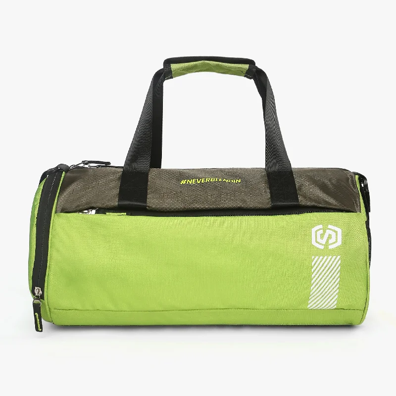 Travel gym bags with spinner wheels for convenient movement at airportsMen Solid Gym Bag