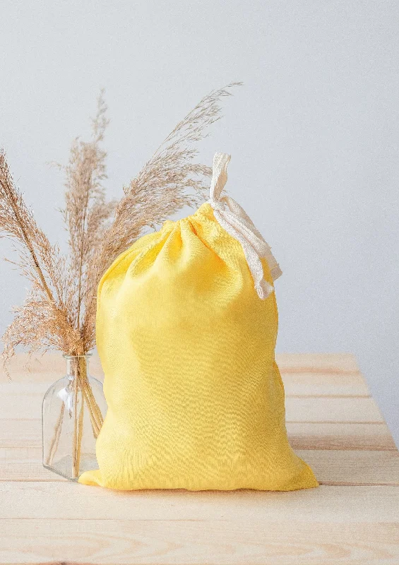 Reinforced storage bags with double - stitched seams for heavy - duty useLemon Yellow Linen Drawstring Storage Bag