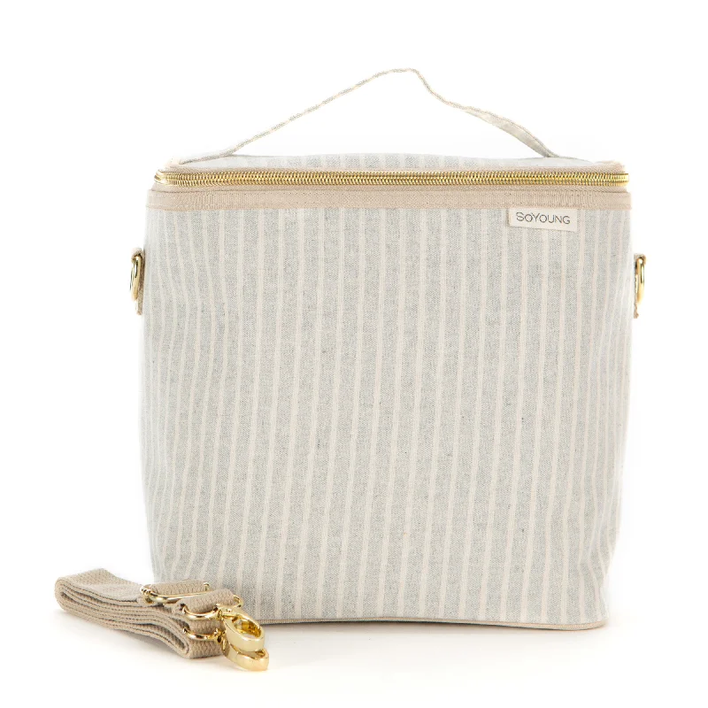 Embroidered lunch bags with floral patterns for a feminine touchSand & Stone Beach Stripe Lunch Poche