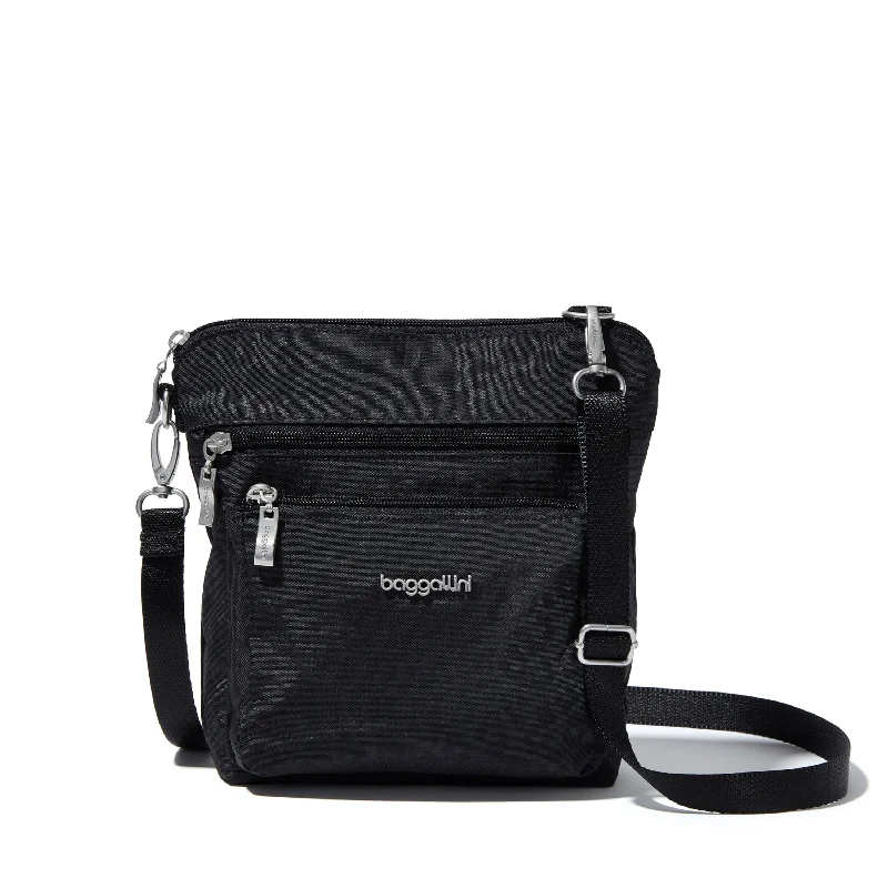 Baggallini Modern Pocket Crossbody