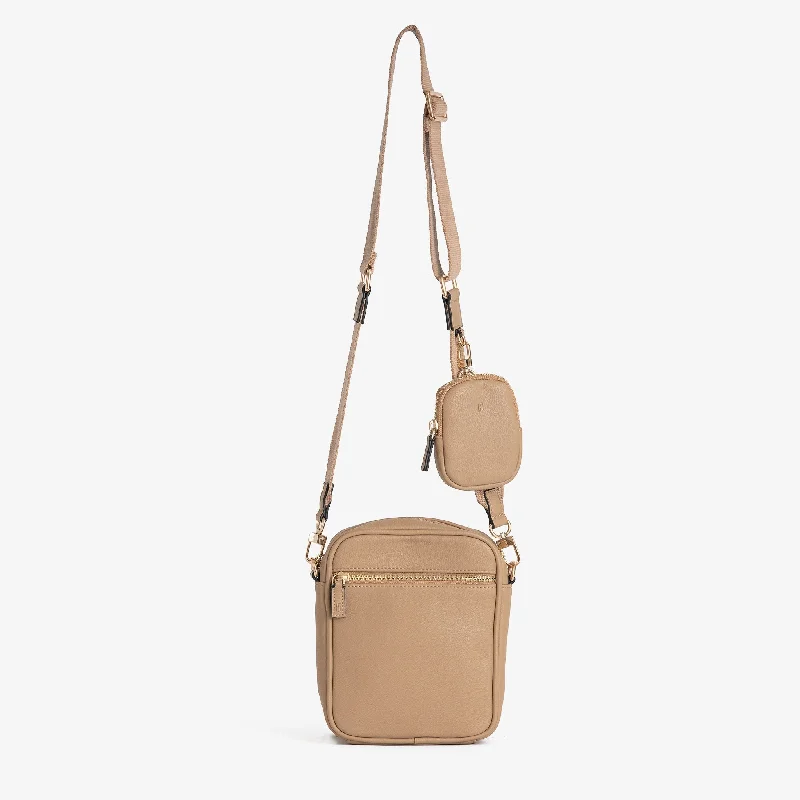 Smart baggage with built-in USB charging port for tech-savvy travelersHAVEN LABEL | FRASER CROSSBODY | SAND