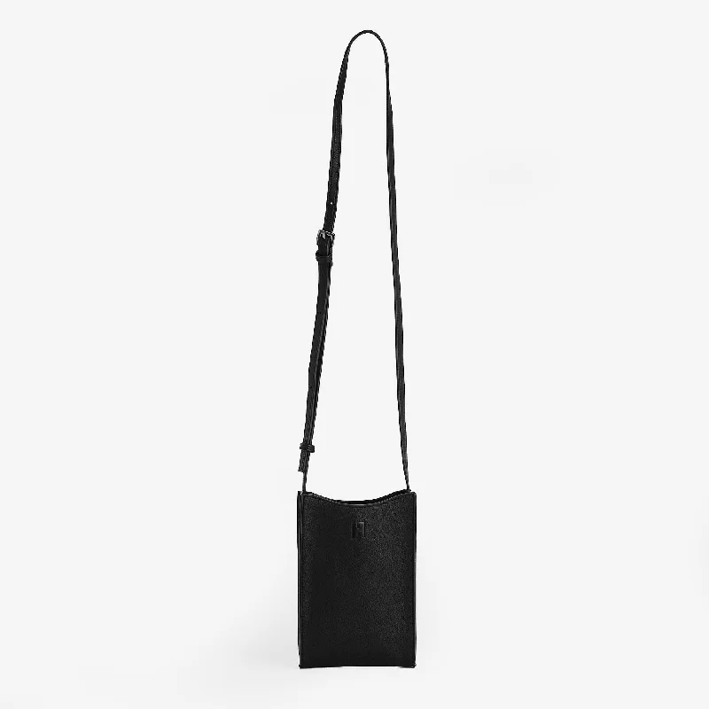 Foldable fabric baggage for convenient storage when not in useHAVEN LABEL | KIRRA PHONE CROSSBODY | BLACK