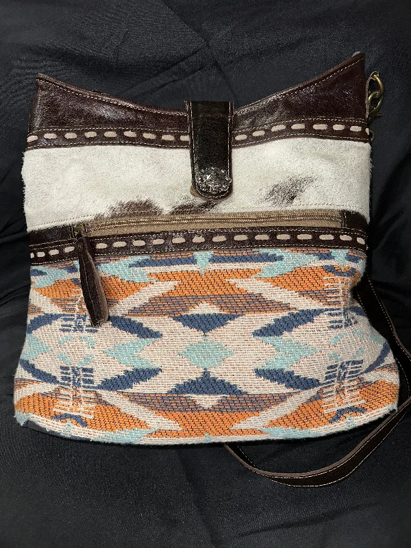 Magnetic - closure coin and key purses for easy accessMyra Bag: "SUN SERAPE SHOULDER BAG"