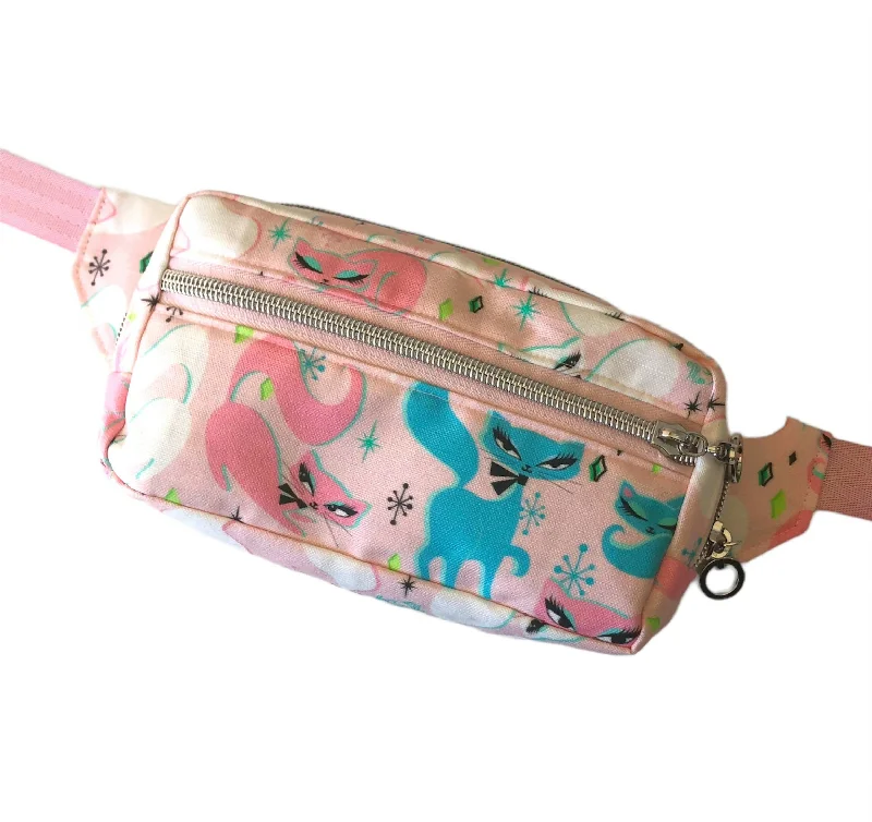 Camouflage - printed coin and key purses for huntersRetro Cat Belt Bag