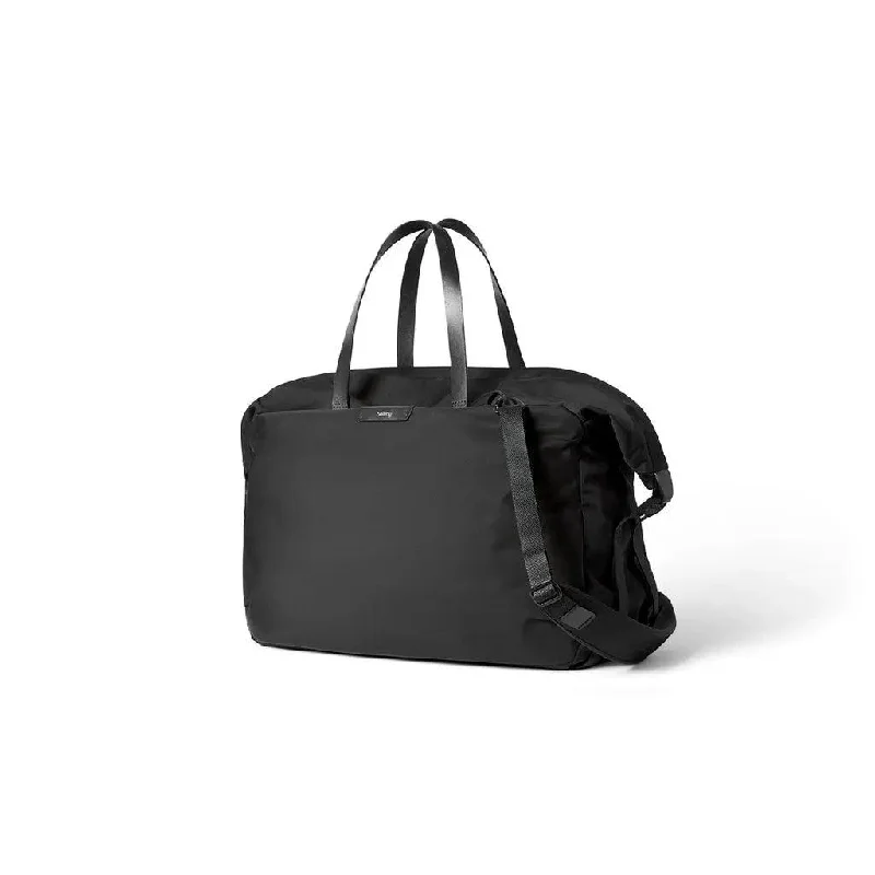 Canvas duffel bags with reinforced corners for increased durabilityBellroy Weekender Plus Duffel Bag