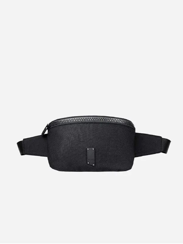 Convertible men's crossbody bag that can be worn as a shoulder bagSherpa Vegan Fanny Pack | Multiple Colours